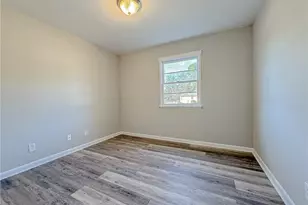 1012 Meadowbrook Blvd, High Point, NC 27260 - Photo 10