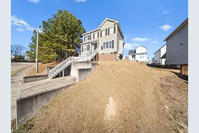 4720 Valley Stream Drive, Raleigh, NC 27616 - Photo 4