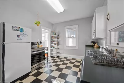 413 Hillside Drive, Greensboro, NC 27401 - Photo 12