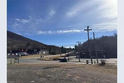 120 Pennwill Parkway, West Jefferson, NC 28694 - Photo 1