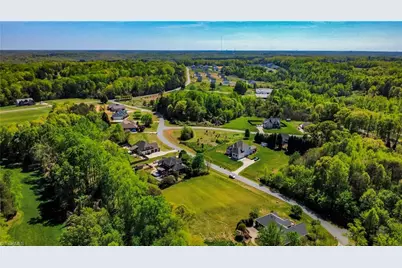 219 Sitting Rock Drive, Madison, NC 27025 - Photo 4