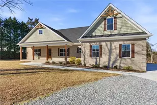 6922 Charnel Ln, Climax, NC 27233 - Photo 2