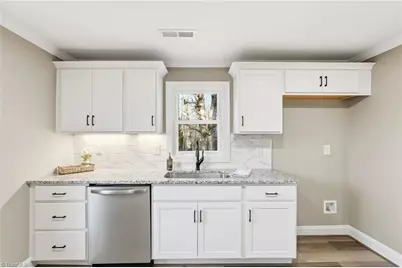 585 K Fork Road, Madison, NC 27025 - Photo 16