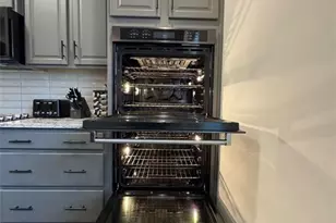 5712 Baverhof Dr, Greensboro, NC 27405 - Photo 8