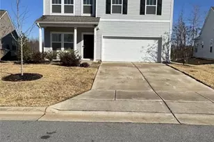 5712 Baverhof Dr, Greensboro, NC 27405 - Photo 2