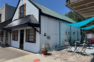 113 Main St, Pilot Mountain, NC 27041 - Photo 1