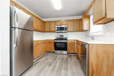 5 Buck Forest Lane, Thomasville, NC 27360 - Photo 6