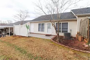 1312 Hillside Dr, Eden, NC 27288 - Photo 28