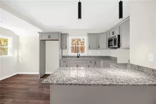 705 Mountain Rd, Asheboro, NC 27205 - Photo 8