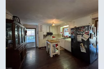 245 Cherokee Lane, Salisbury, NC 28148 - Photo 2
