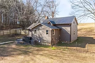 2045 Martha Ellen Rd, Yadkinville, NC 27055 - Photo 18