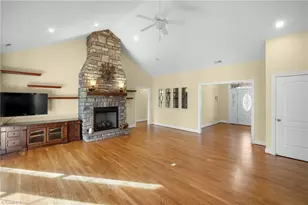 5400 Brittainywood Rd, Kernersville, NC 27284 - Photo 16