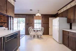 1055 Whispering Pines Dr, Kernersville, NC 27284 - Photo 12