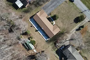 1055 Whispering Pines Dr, Kernersville, NC 27284 - Photo 4