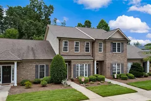 2213 St James Dr, Reidsville, NC 27320 - Photo 2