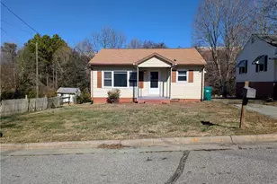 607 Martha Pl, High Point, NC 27263 - Photo 2