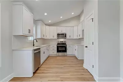 529 Grooms Road, Reidsville, NC 27320 - Photo 16