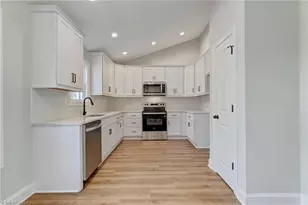 529 Grooms Rd, Reidsville, NC 27320 - Photo 16