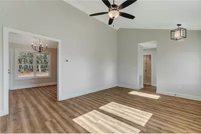 529 Grooms Road, Reidsville, NC 27320 - Photo 10