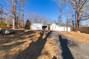 812 W Main St, Franklinville, NC 27248 - Photo 24