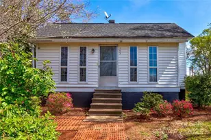 145 Duke St, Mocksville, NC 27014 - Photo 2