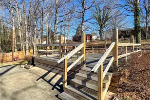 509 Valleybrook Dr, Jamestown, NC 27282 - Photo 26