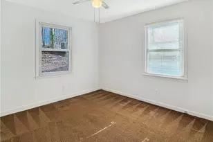 509 Valleybrook Dr, Jamestown, NC 27282 - Photo 14