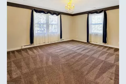 509 Valleybrook Drive, Jamestown, NC 27282 - Photo 4