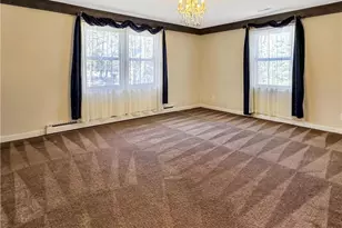 509 Valleybrook Dr, Jamestown, NC 27282 - Photo 4