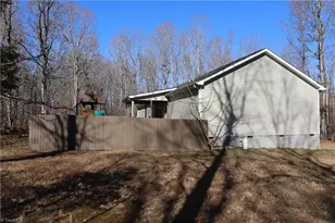 3836 E Lee St, Greensboro, NC 27406 - Photo 24