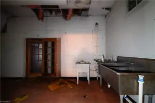 608 Ward Ave, High Point, NC 27260 - Photo 22