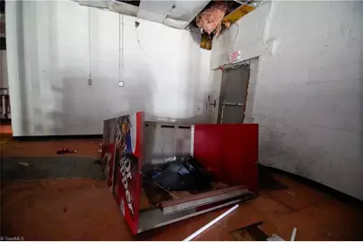 608 Ward Avenue, High Point, NC 27260 - Photo 6