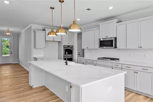 5504 Penguin Dr, Summerfield, NC 27358 - Photo 12