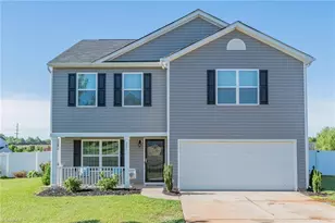 221 Estelle Dr, Lexington, NC 27295 - Photo 1
