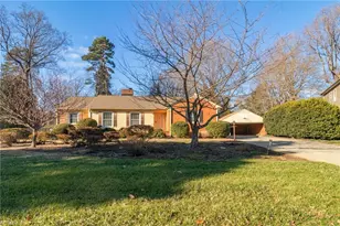 531 Hillwood Ct, Greensboro, NC 27410 - Photo 2