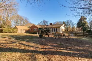 531 Hillwood Ct, Greensboro, NC 27410 - Photo 42