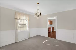 531 Hillwood Ct, Greensboro, NC 27410 - Photo 10