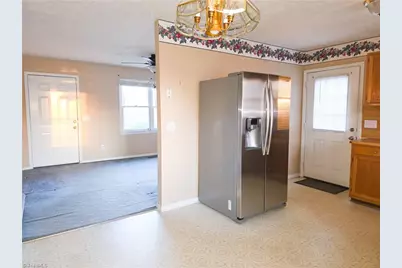 112 Oak Ridge Place, Mount Airy, NC 27030 - Photo 8