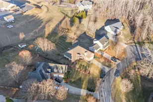 8140 Spring Hollow Ct, Belews Creek, NC 27009 - Photo 40