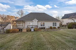 8140 Spring Hollow Ct, Belews Creek, NC 27009 - Photo 30