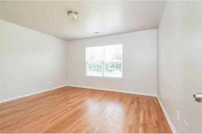 5433 Sky Hill Drive, Greensboro, NC 27301 - Photo 10