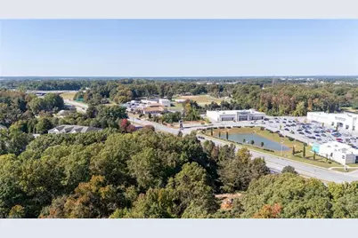 4529 W Wendover Avenue, Greensboro, NC 27409 - Photo 8