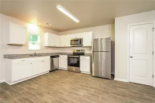 3803 Miller Dr, Greensboro, NC 27405 - Photo 4