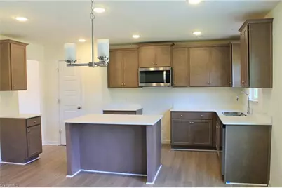 3530 Wilcox Court, Greensboro, NC 27405 - Photo 4