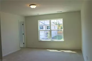 3530 Wilcox Ct, Greensboro, NC 27405 - Photo 10