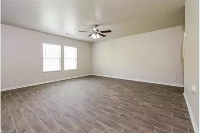 3905 Vershire Avenue, Greensboro, NC 27406 - Photo 4