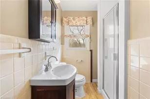 1008 W King St, Hillsborough, NC 27278 - Photo 16