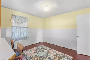 1008 W King St, Hillsborough, NC 27278 - Photo 12