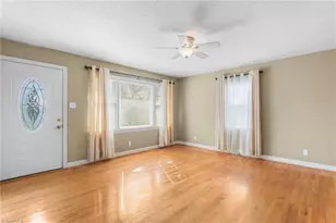 1008 W King St, Hillsborough, NC 27278 - Photo 6