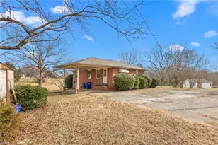 1008 W King St, Hillsborough, NC 27278 - Photo 22